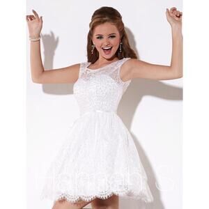 Hannah Princess Beaded Lace V Back Knee Length Cocktail Dress Size 12 White